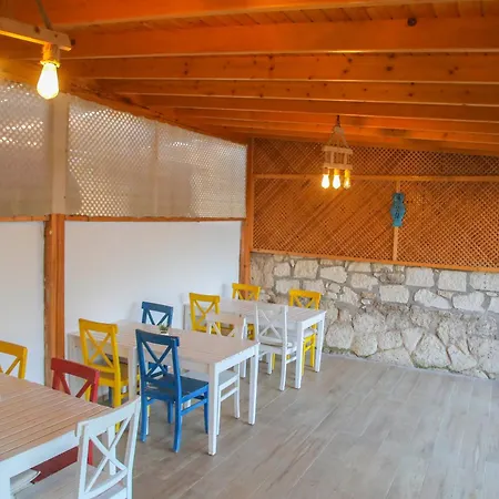Londia * Alacati